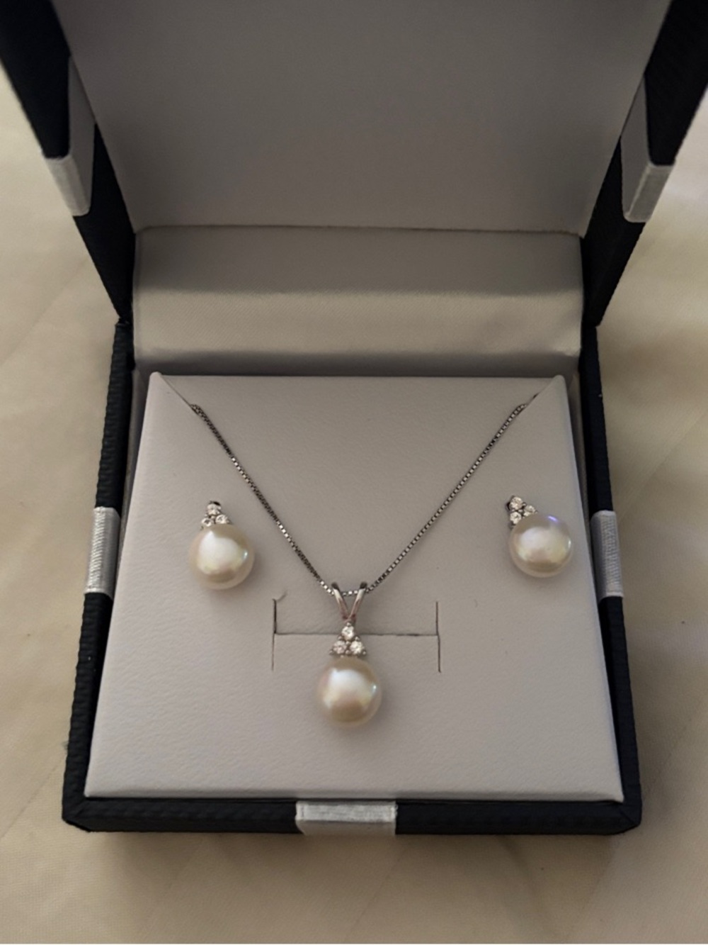 Cultured Freshwater 3 Piece Pearl Drop Necklace and Earrings Lab Created Set